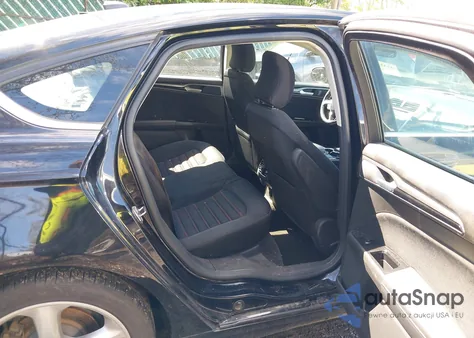 2016 Ford Fusion Se z USA, uszkodzony, nr VIN 3FA6P0HD1GR236590